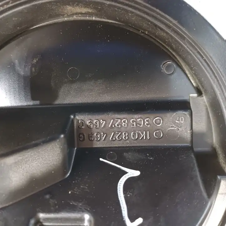 Volkswagen Golf V (2003 - 2009) 1K0827469G Ручка крышки багажника — фото 3