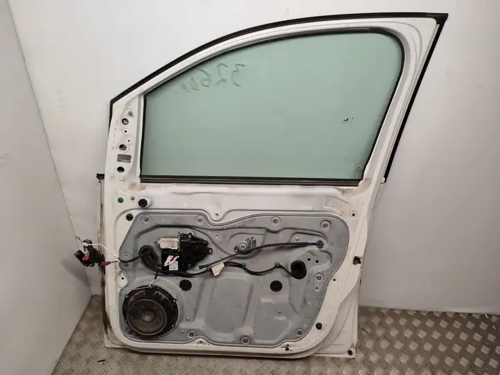 Volkswagen Caddy (2010 - 2015) Дверь — фото 5