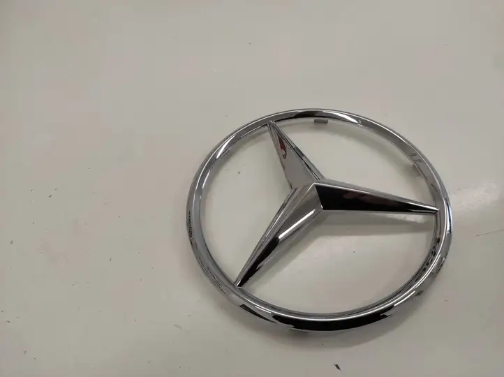 Mercedes-Benz E W213 (2016 - ) A0008176007 Эмблема автомобиля — фото 3