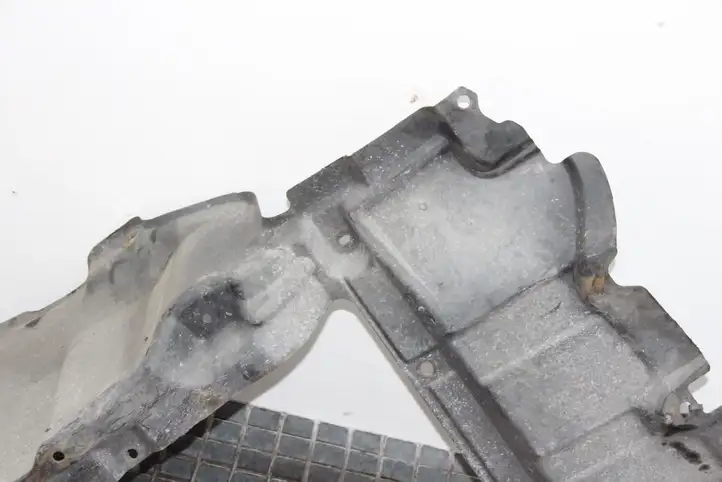 Toyota Corolla Verso E121 (2004 - 2007) 514080F010 Защита двигателя — фото 3