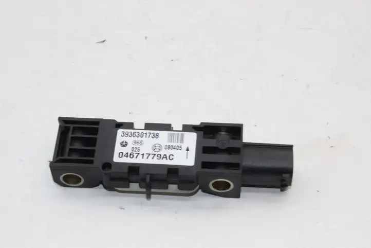 Jeep Grand Cherokee (WK) (2004 - 2010) 04671779AC Датчик удара SRS — фото 1