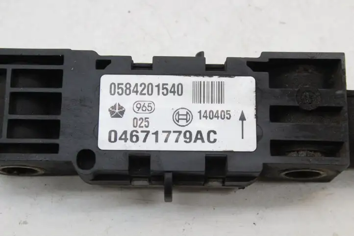 Jeep Grand Cherokee (WK) (2004 - 2010) 04671779AC Датчик удара SRS — фото 4
