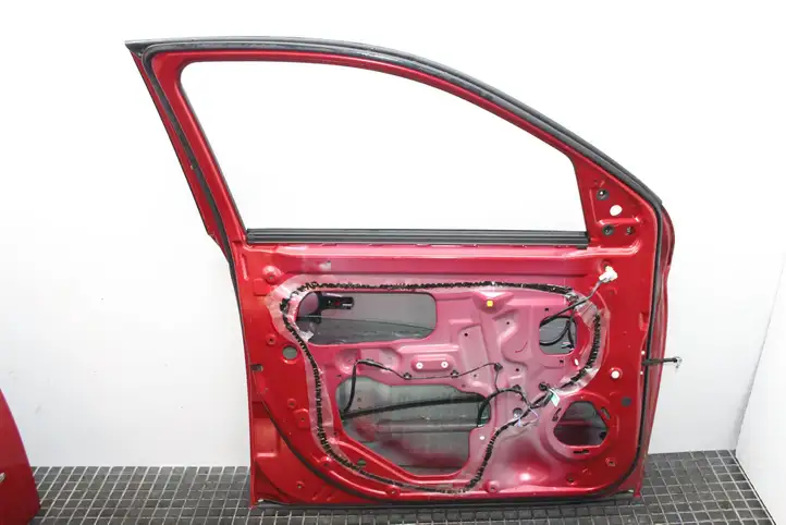 Mitsubishi Outlander (2012 - 2014) Дверь — фото 2