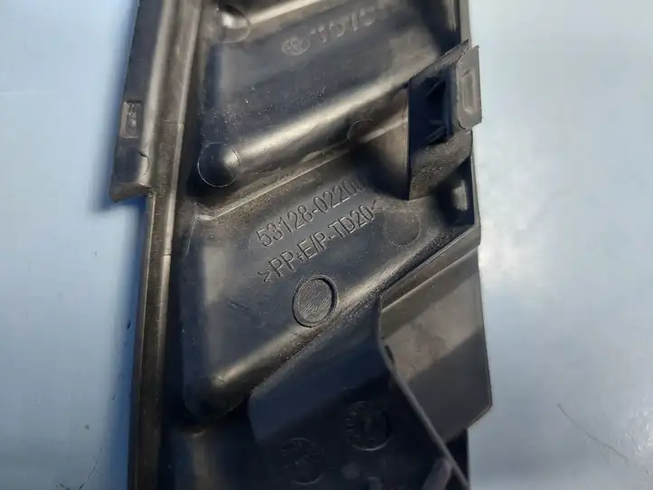 Toyota Corolla E210 E21 (2018 - ) 5312802200 Заглушка буксировочной петли — фото 4