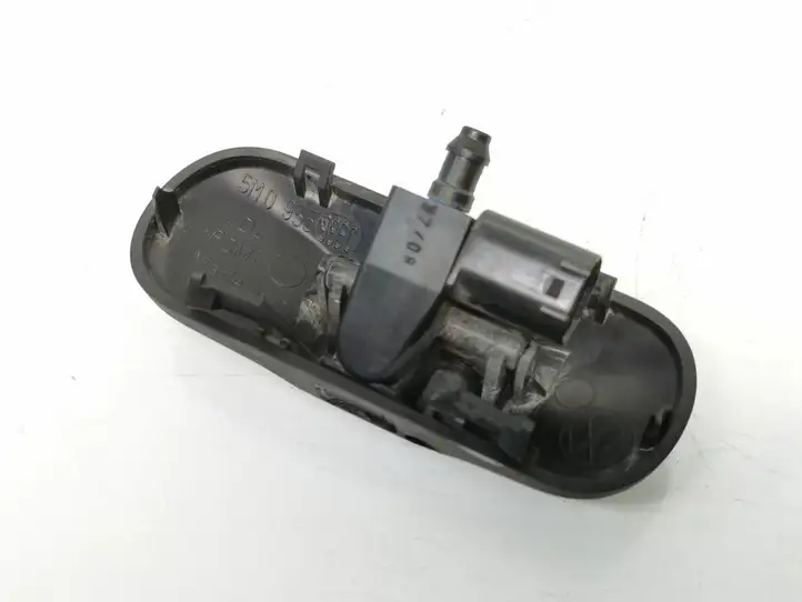 Volkswagen Touran I (2003 - 2010) 5M0955986C Форсунка омывателя лобового стекла — фото 6