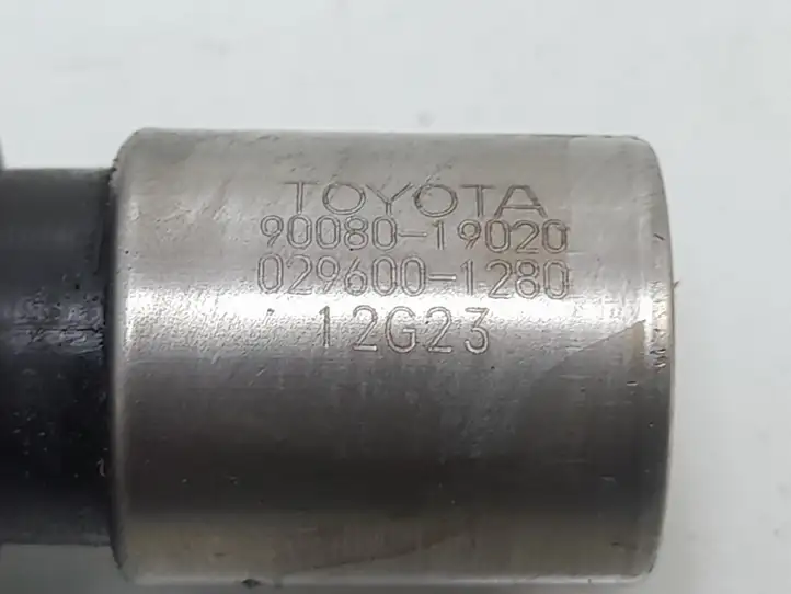 Toyota Yaris (2005 - 2009) 9008019020 Датчик коленвала — фото 2