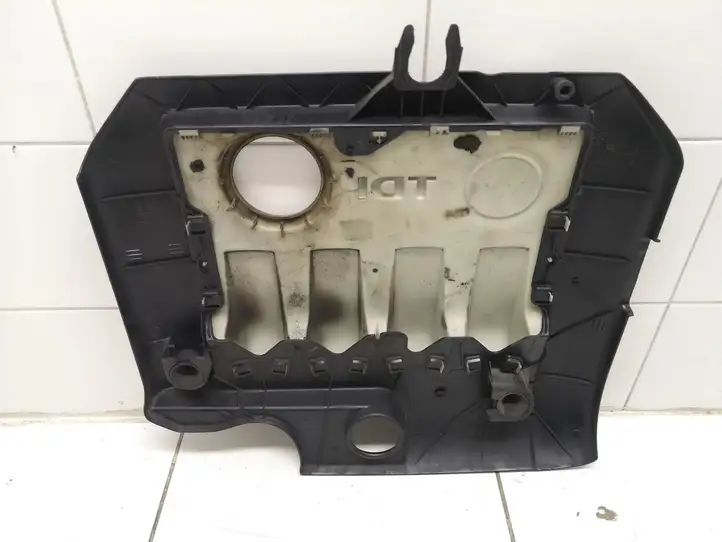 Volkswagen Golf V (2003 - 2009) 03G103925AA Крышка двигателя декоративная — фото 2