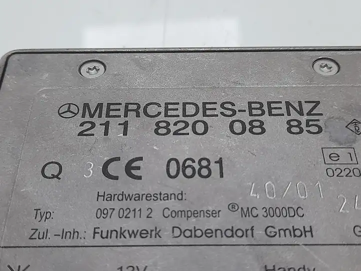 Mercedes-Benz E W211 (2002 - 2009) 2118200885 Усилитель антенны — фото 2