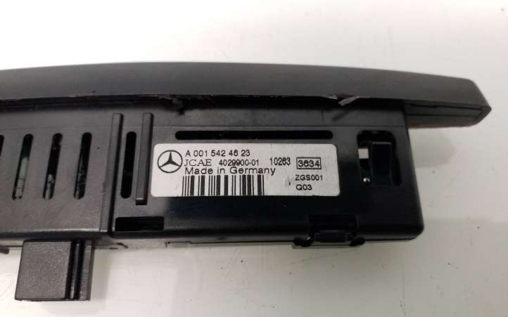 Mercedes-Benz E W212 (2009 - 2016)  A0015424623 Экран сенсорного экрана парковки PDC