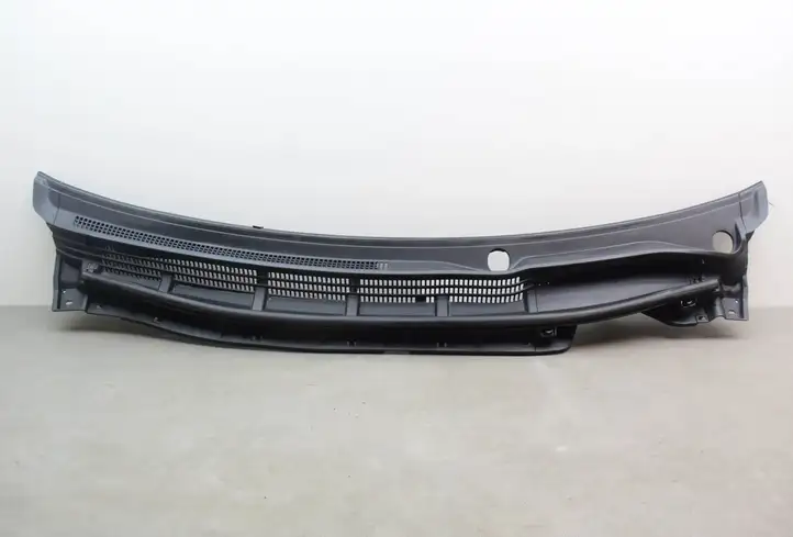Toyota Prius (XW30) (2009 - 2015) 5578147120 Жабо стеклоочистителей — фото 1