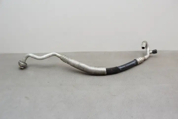 Audi A5 8T 8F (2007 - 2011) 8K0260707H Трубки и шланги кондиционера — фото 1