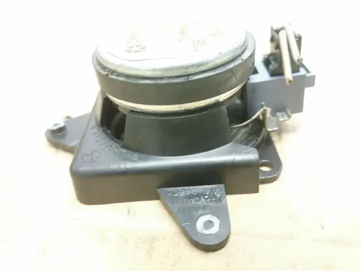 Chrysler Voyager (2004 - 2007)  04685950AC Громкоговоритель в панели