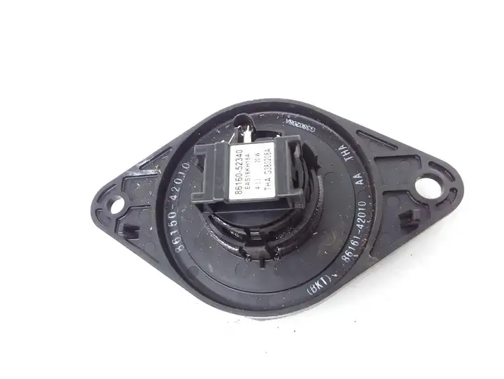 Toyota RAV 4 (XA40) (2012 - 2018)  8616052340 Громкоговоритель в панели