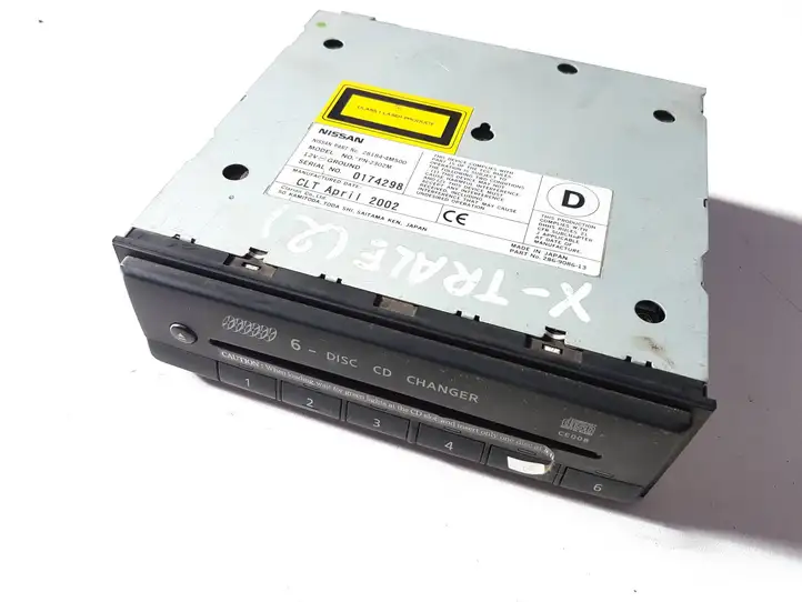 Nissan X-Trail T30 (2001 - 2007) 281844M500 CD/DVD чейнджер — фото 1