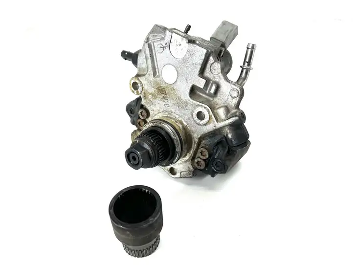 Mercedes-Benz C W204 (2007 - 2014) A6510701201 Топливный насос — фото 3