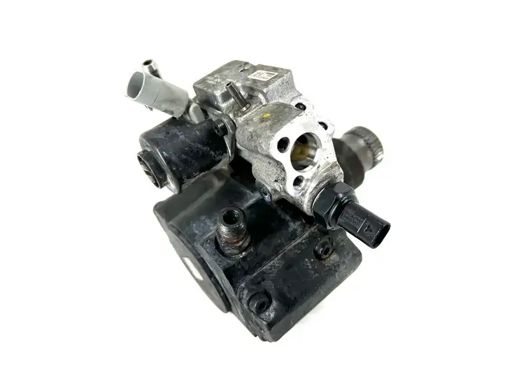 Mercedes-Benz C W204 (2007 - 2014) A6510701201 Топливный насос — фото 11