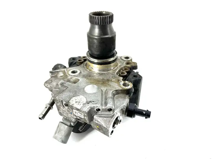 Mercedes-Benz C W204 (2007 - 2014) A6510701201 Топливный насос — фото 18