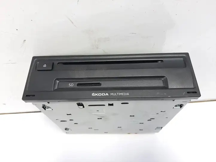 Skoda Octavia Mk3 (5E) (2013 - 2019)  5E0035842A CD/DVD чейнджер