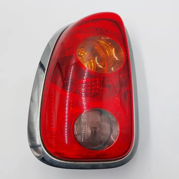 Mini Cooper Countryman R60 (2010 - 2016) 9808153 Задний фонарь в кузове — фото 1