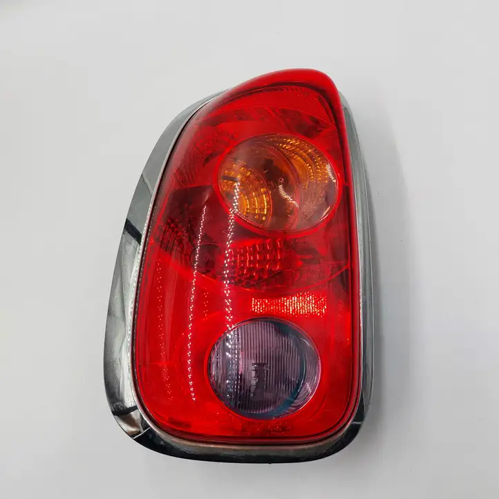 Mini Cooper Countryman R60 (2010 - 2016) 9808153 Задний фонарь в кузове — фото 1