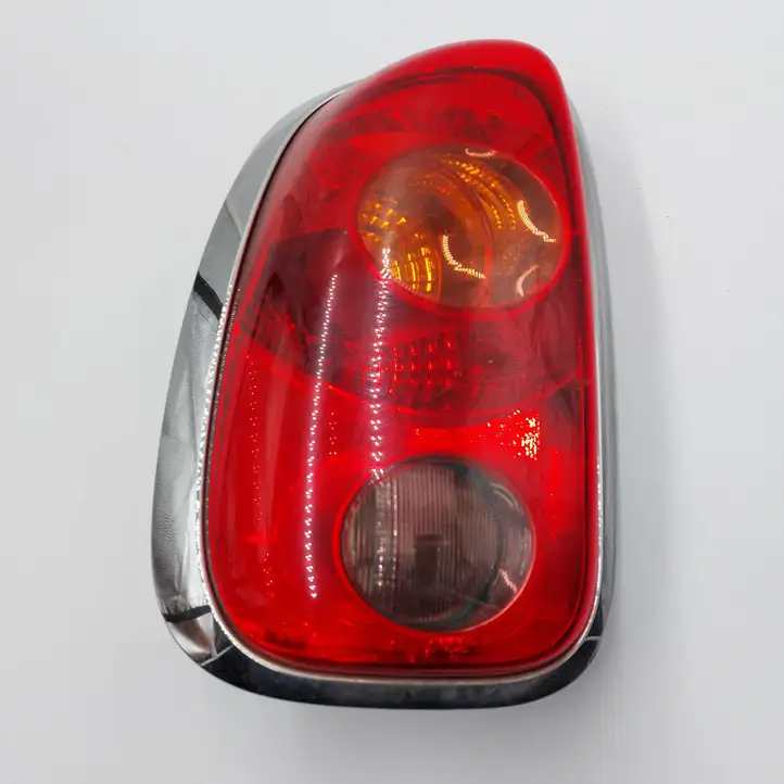 Mini Cooper Countryman R60 (2010 - 2016) 9808153 Задний фонарь в кузове — фото 1