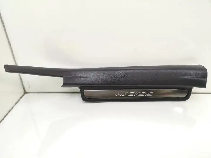 Toyota Avensis T250 (2006 - 2009) 6791705050 Внутренняя отделка заднего порога — фото 1