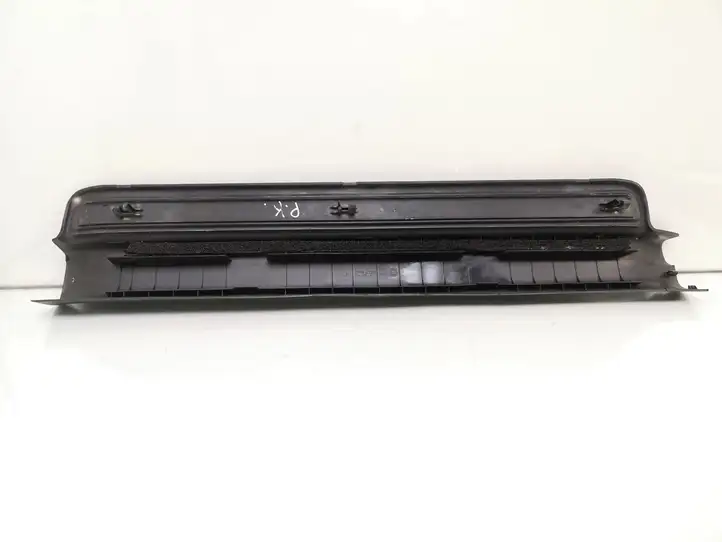 Toyota Avensis T250 (2006 - 2009) 6791405050 Внутренняя отделка переднего порога — фото 2