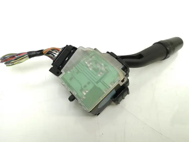 Toyota Avensis T250 (2006 - 2009) 8465205170 Переключатель стеклоочистителей — фото 2