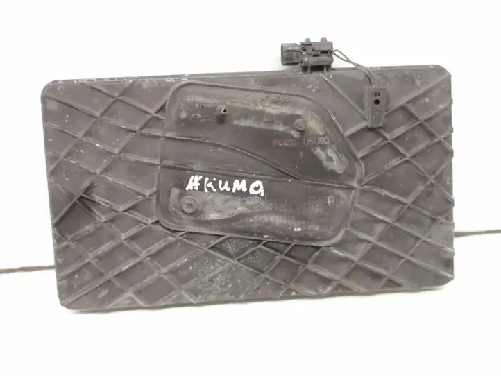 Toyota Avensis T250 (2006 - 2009) 74431050801 Крышка ящика аккумулятора — фото 1