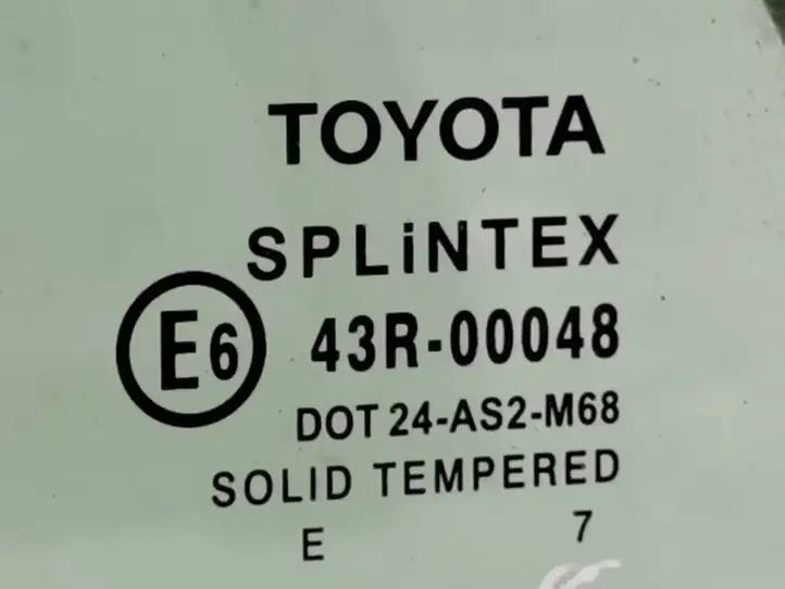 Toyota Avensis T250 (2006 - 2009) Форточка двери — фото 2