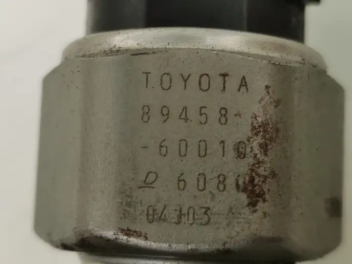 Toyota Avensis T250 (2006 - 2009) DJ006655 Магистральная топливная трубка — фото 4