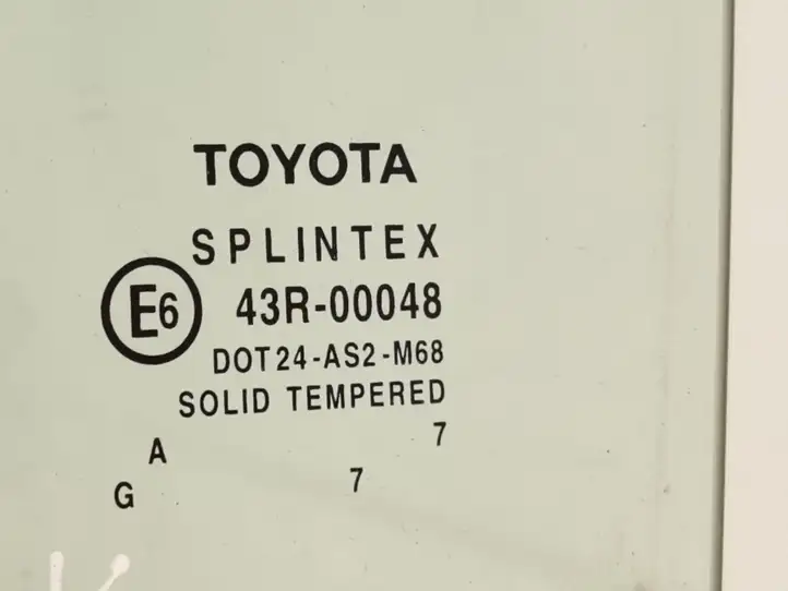 Toyota Avensis T250 (2006 - 2009) Стекло задней двери — фото 2