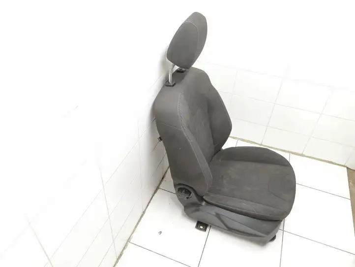 Ford Focus (2011 - 2015) BM51A648A40BB Переднее сиденье пассажира — фото 10