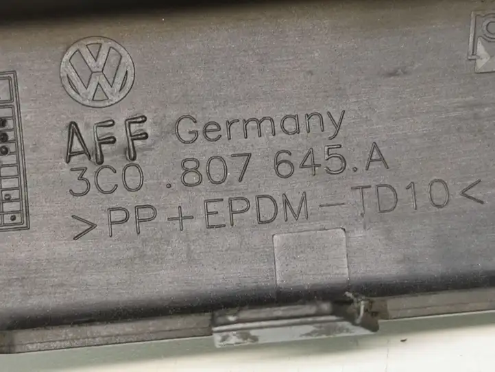 Volkswagen PASSAT B6 (2005 - 2010) 3C0807645AH Молдинг переднего бампера — фото 5