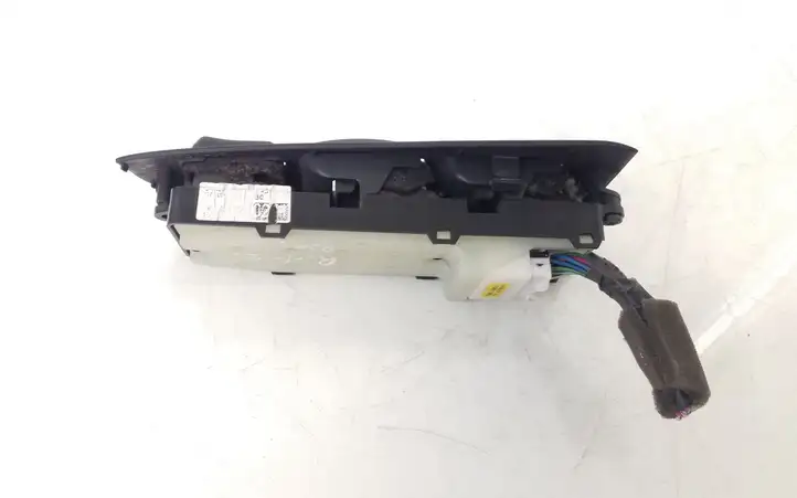 Toyota Avensis T250 (2006 - 2009) 54356022A Блок кнопок стеклоподъемников — фото 3