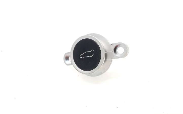 Tesla Model X (2015 - 2021)  104262900B Кнопка закрывания багажника