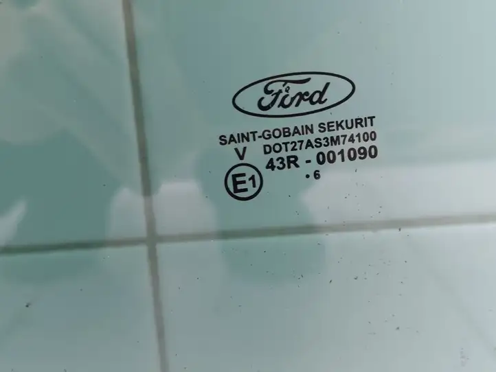 Ford Galaxy (2000 - 2006) Стекло задней двери — фото 2