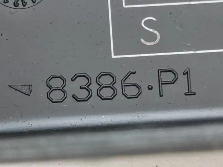Toyota Avensis T250 (2006 - 2009) 9098702016 Блок монтирования реле — фото 2