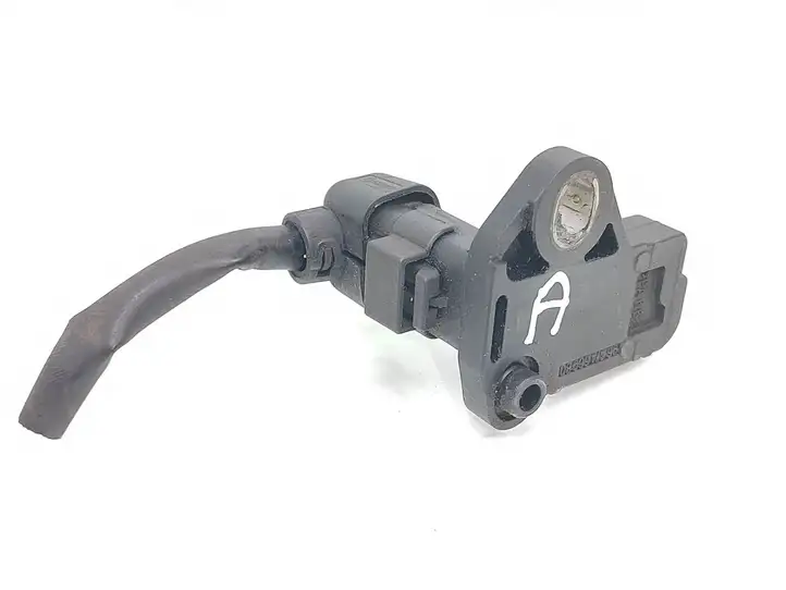 Opel Zafira B (2006 - 2008) 9637466980 Датчик положения распредвала — фото 2