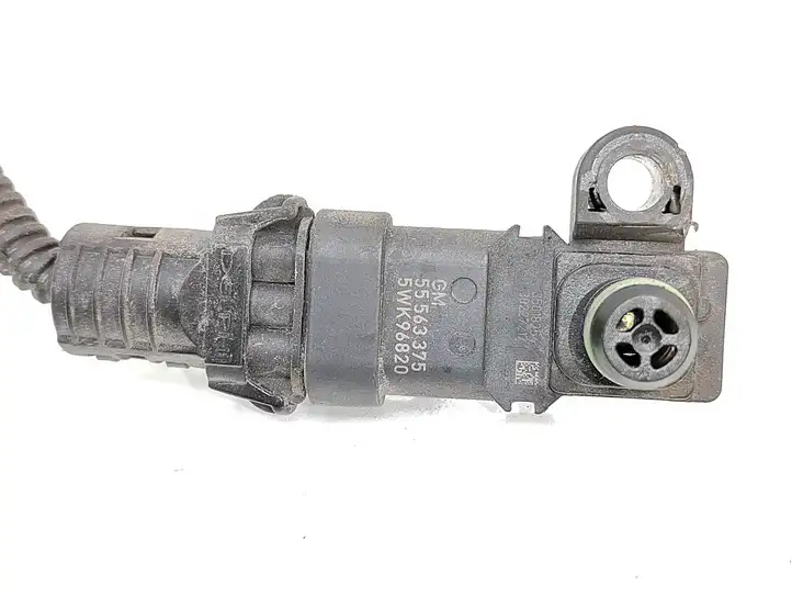 Opel Zafira B (2006 - 2008) 55563375 Датчик давления воздуха впуска — фото 3