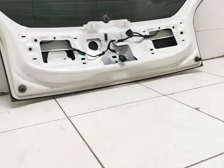 Volkswagen Up (2011 - ) Крышка багажника — фото 10