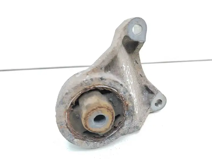 Toyota RAV 4 (XA30) (2006 - 2016) 4185142120 Кронштейн заднего редуктора — фото 1