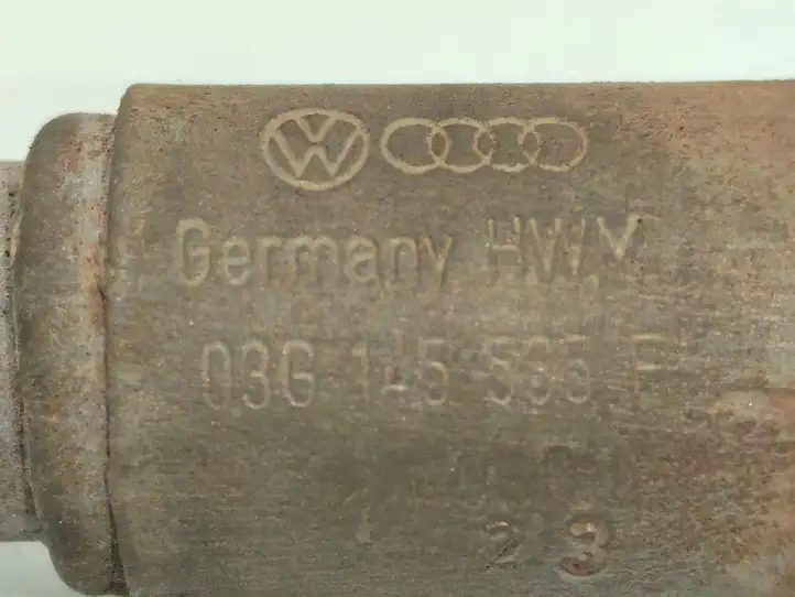 Volkswagen Touran I (2003 - 2010) 03G145535F Трубки масляной системы — фото 4