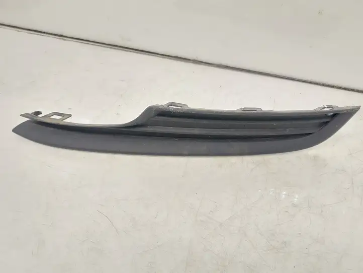 Volkswagen Golf VII (2013 - 2019) 5G0853665 Нижняя решетка переднего бампера — фото 1