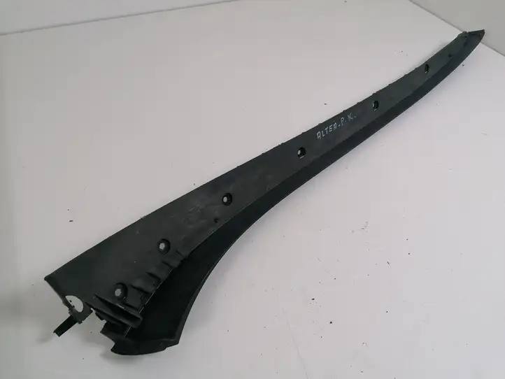 Seat Altea XL (2004 - 2015) 5P0854319D Накладка стоек лобового стекла — фото 1