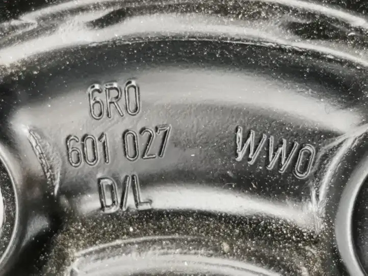 Volkswagen Polo V 6R (2009 - 2015) 6R0601027D Летние шины R15 — фото 4