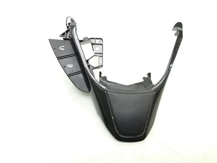 Mazda 6 (2009 - 2012) GS11906260 Кнопки на рулевом колесе — фото 1