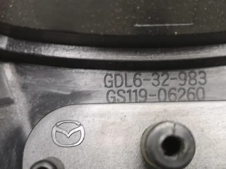 Mazda 6 (2009 - 2012) GS11906260 Кнопки на рулевом колесе — фото 6