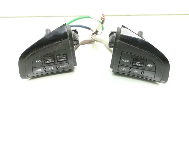 Mazda 6 (2009 - 2012) 75B979 Кнопки на рулевом колесе — фото 1