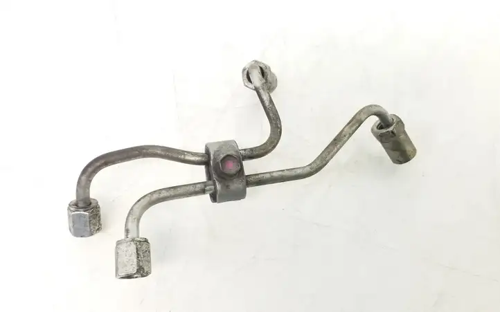 Toyota Avensis T250 (2006 - 2009) Трубка топливной системы — фото 2